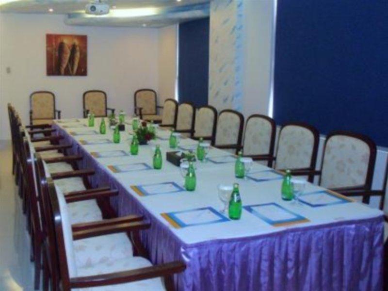 Al Maha Int Hotel Oman Muscat Ngoại thất bức ảnh