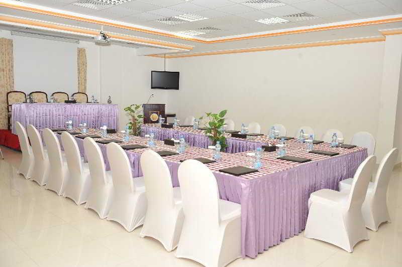Al Maha Int Hotel Oman Muscat Tiện nghi bức ảnh